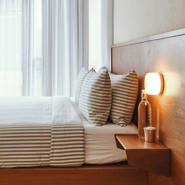 Licorice Minimalist Wall Lamp - Final Sale